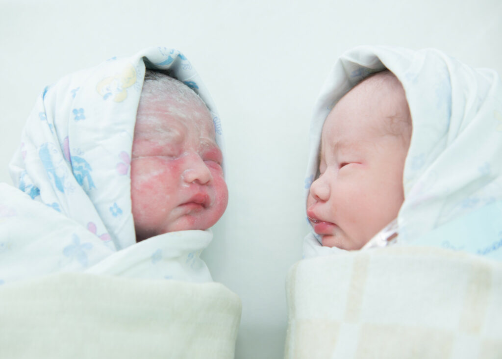 Три двойни за одни сутки родилось в роддоме больницы Вересаева